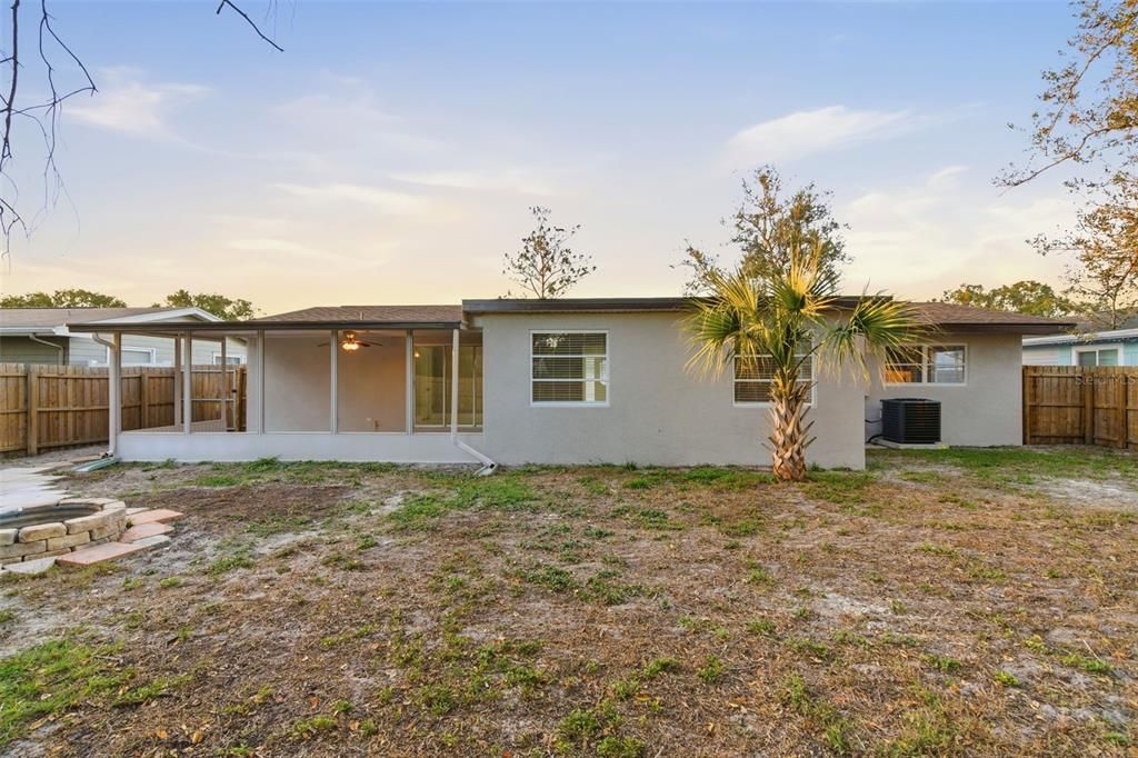 En Venta: $290,000 (3 camas, 2 baños, 1488 Pies cuadrados)