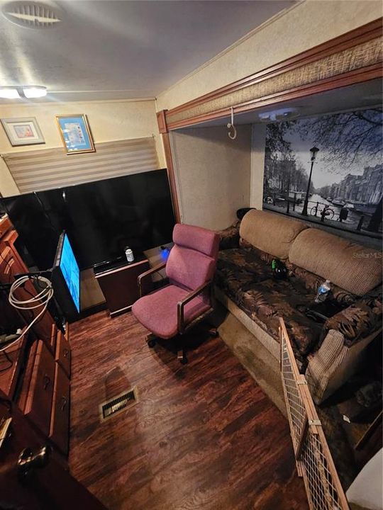 En Venta: $115,000 (3 camas, 2 baños, 936 Pies cuadrados)