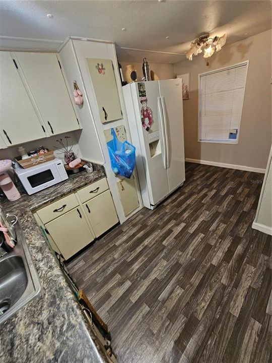 En Venta: $115,000 (3 camas, 2 baños, 936 Pies cuadrados)