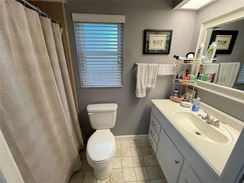 For Sale: $430,000 (4 beds, 2 baths, 1954 Square Feet)