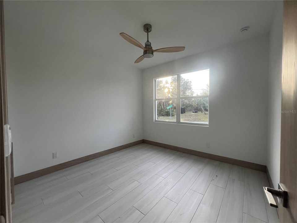 出租: $2,400 (3 贝兹, 2 浴室, 1766 平方英尺)