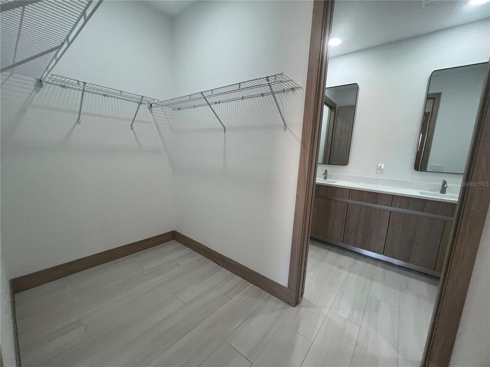 出租: $2,400 (3 贝兹, 2 浴室, 1766 平方英尺)