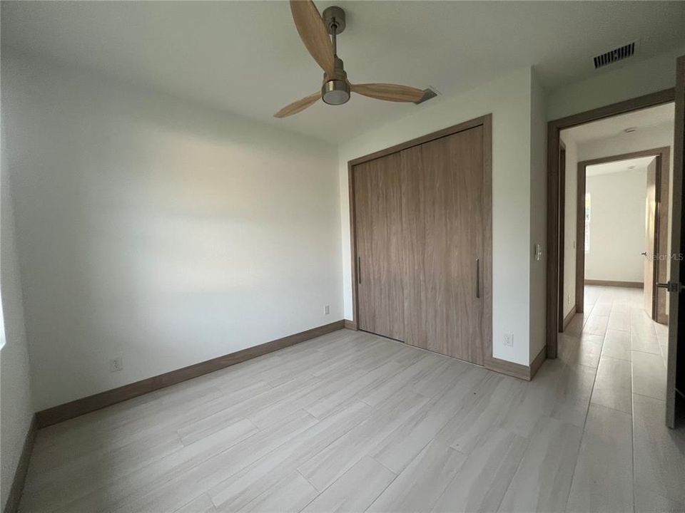 出租: $2,400 (3 贝兹, 2 浴室, 1766 平方英尺)