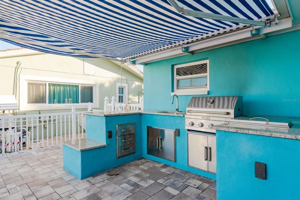 For Sale: $724,900 (3 beds, 2 baths, 1468 Square Feet)