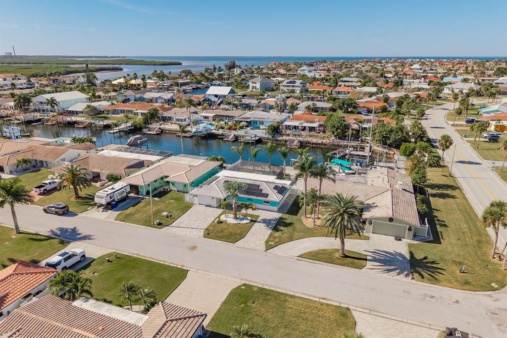 For Sale: $724,900 (3 beds, 2 baths, 1468 Square Feet)