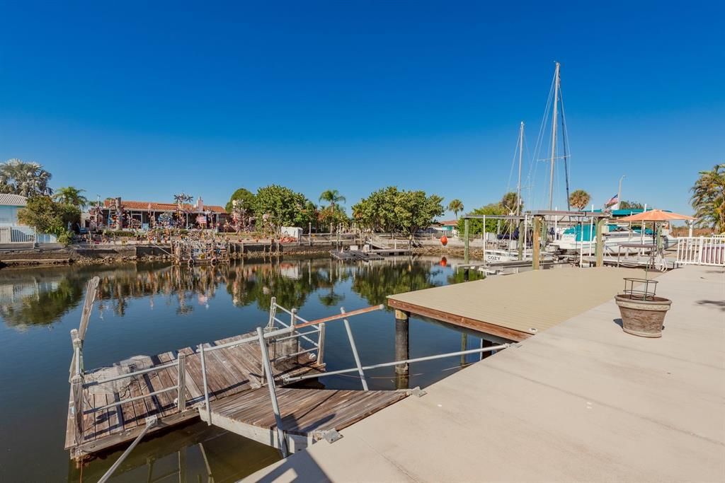 For Sale: $724,900 (3 beds, 2 baths, 1468 Square Feet)