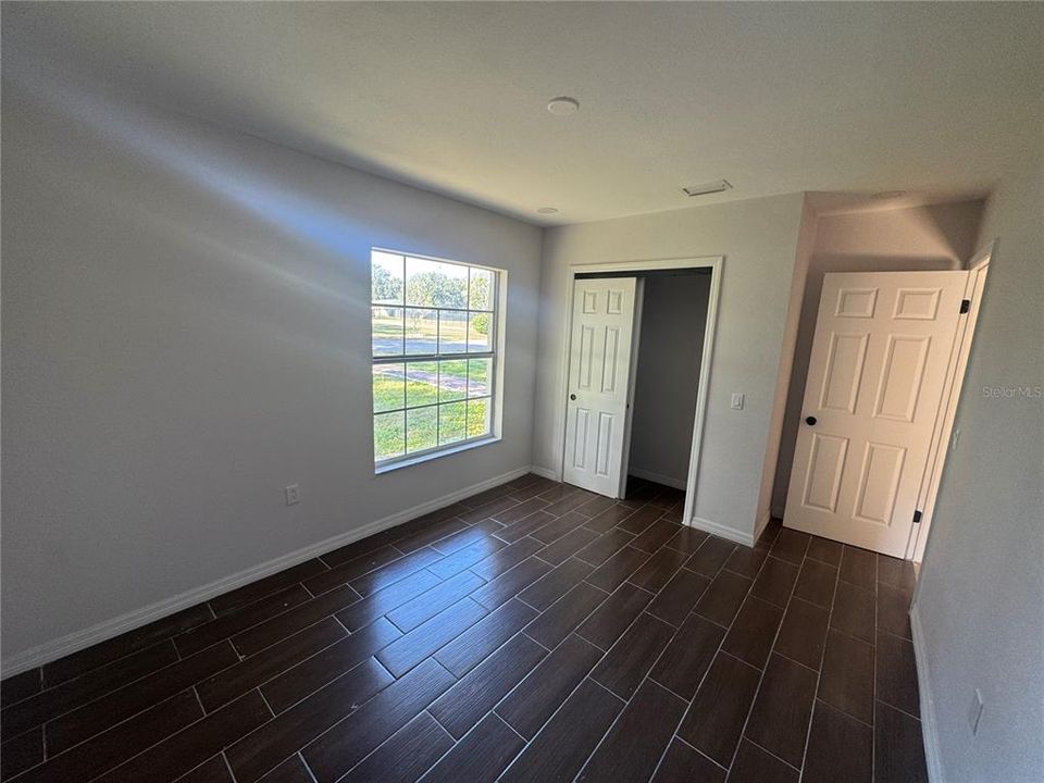 En Venta: $399,900 (4 camas, 2 baños, 2125 Pies cuadrados)