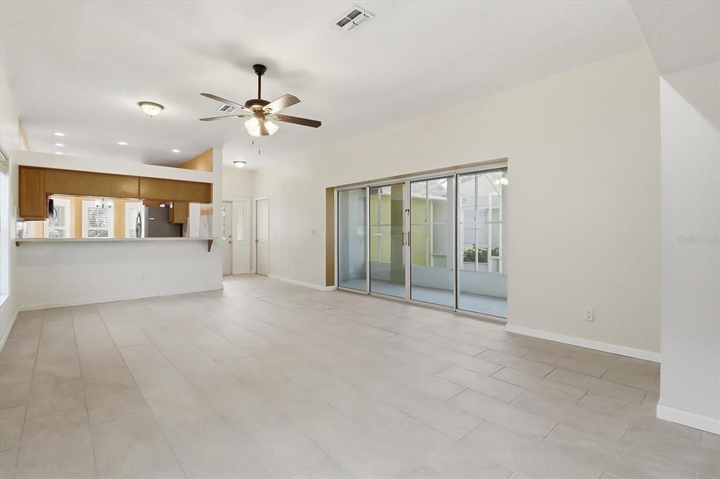 For Sale: $262,500 (2 beds, 2 baths, 1430 Square Feet)