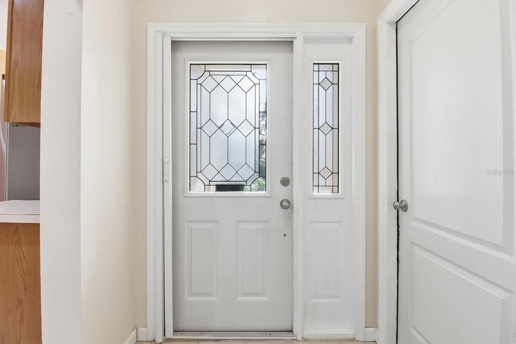 For Sale: $262,500 (2 beds, 2 baths, 1430 Square Feet)