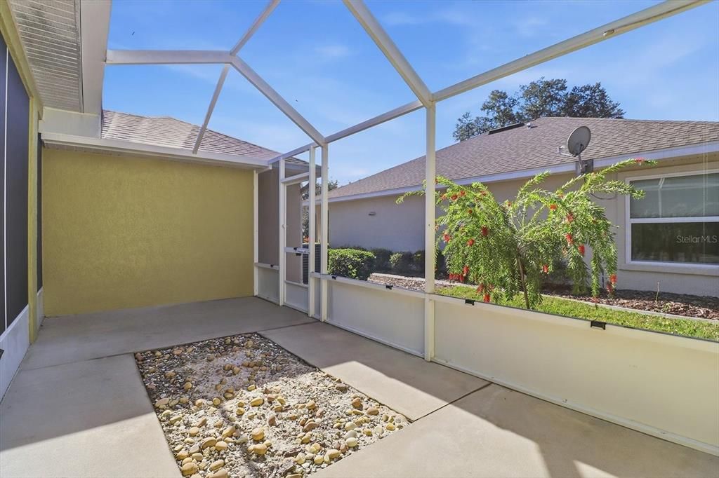 For Sale: $262,500 (2 beds, 2 baths, 1430 Square Feet)