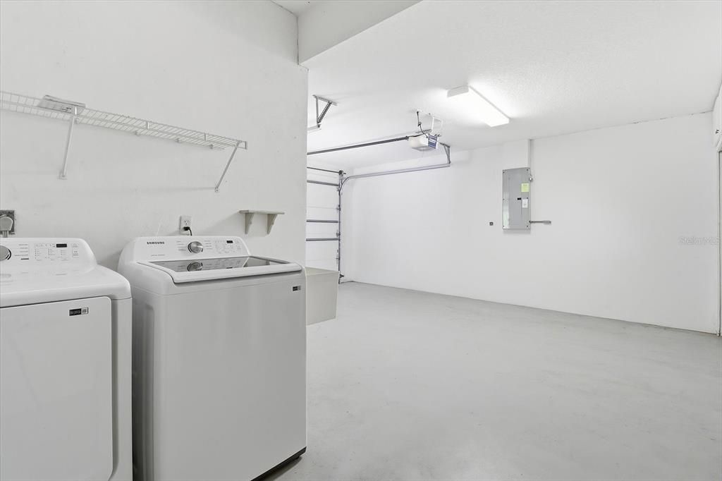 For Sale: $262,500 (2 beds, 2 baths, 1430 Square Feet)