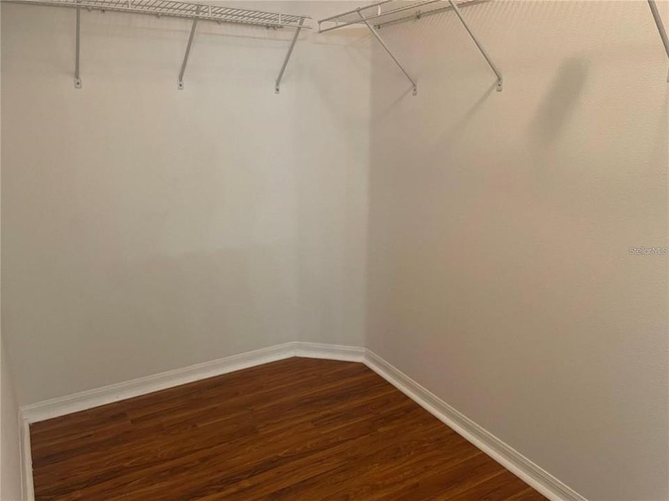 В аренду: $2,250 (3 спален, 2 ванн, 2086 Квадратных фут)