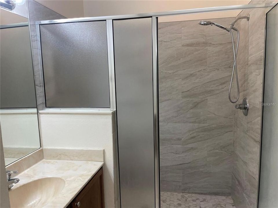 В аренду: $2,250 (3 спален, 2 ванн, 2086 Квадратных фут)