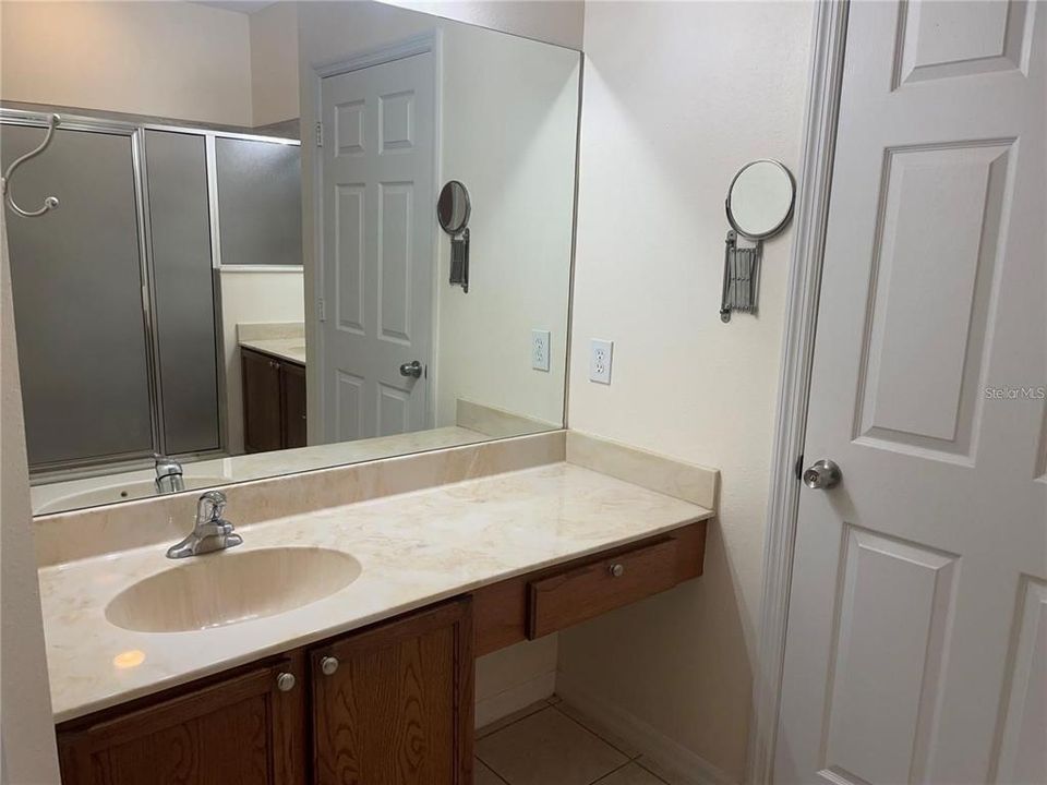 В аренду: $2,250 (3 спален, 2 ванн, 2086 Квадратных фут)