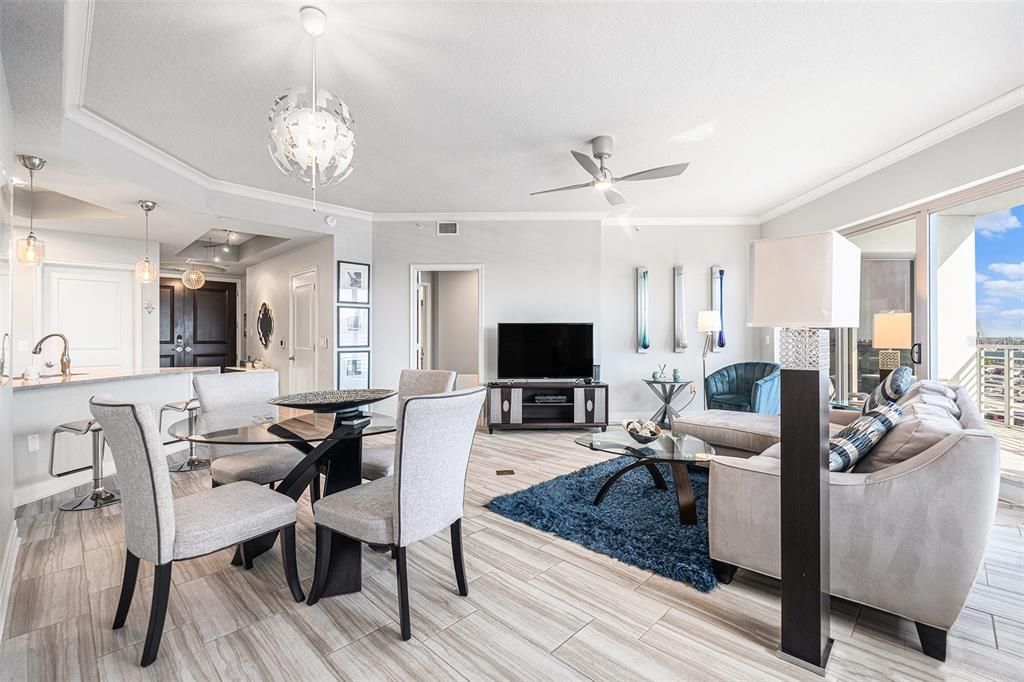 En Renta: $4,995 (2 camas, 2 baños, 1571 Pies cuadrados)