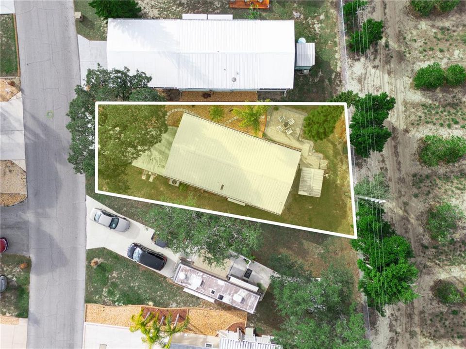 For Sale: $119,900 (1 beds, 1 baths, 732 Square Feet)