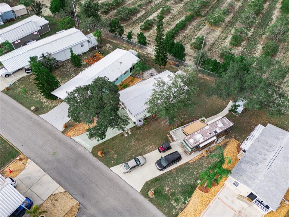 For Sale: $119,900 (1 beds, 1 baths, 732 Square Feet)