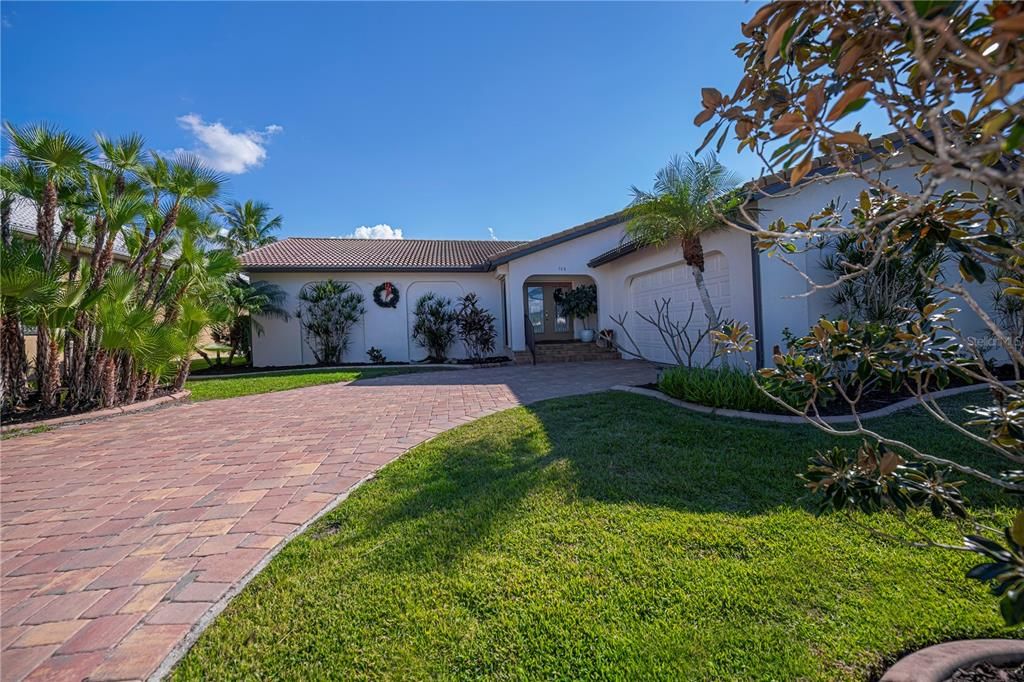 На продажу: $597,400 (3 спален, 2 ванн, 1779 Квадратных фут)