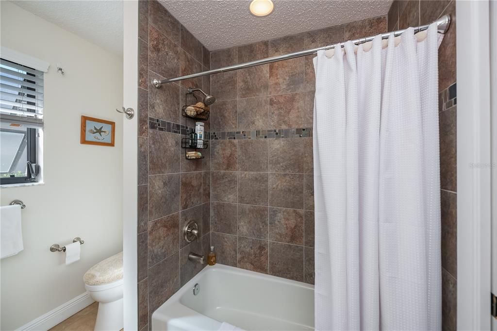 На продажу: $597,400 (3 спален, 2 ванн, 1779 Квадратных фут)