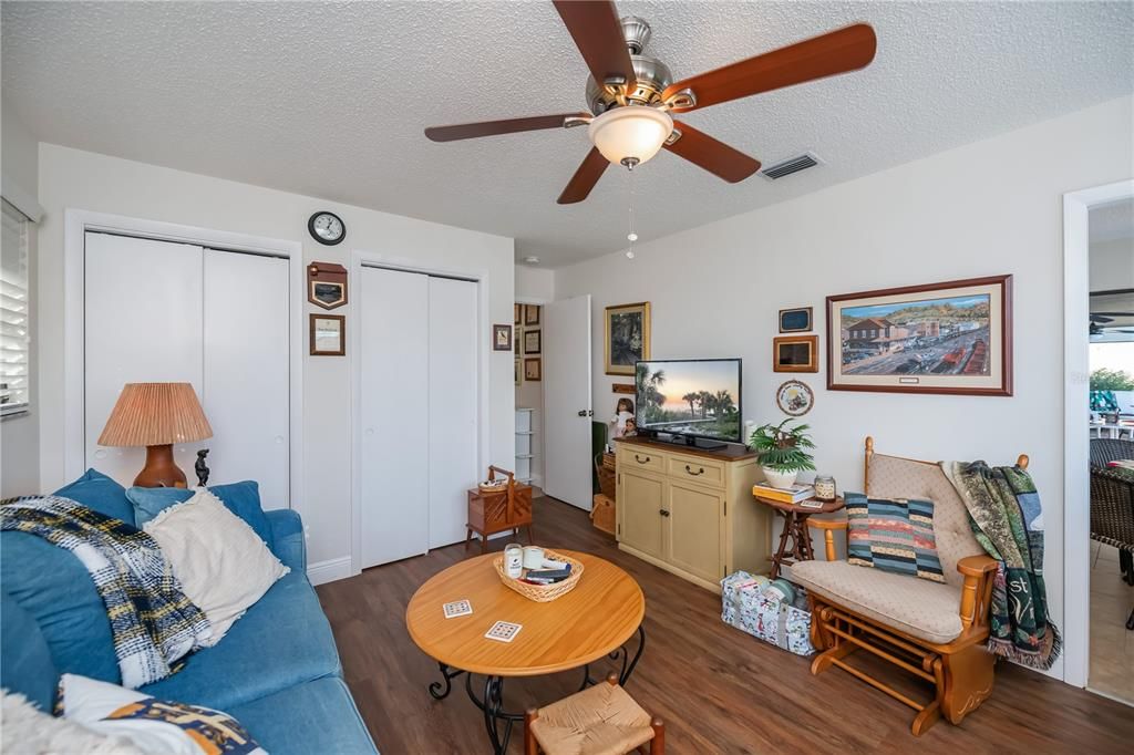 На продажу: $597,400 (3 спален, 2 ванн, 1779 Квадратных фут)