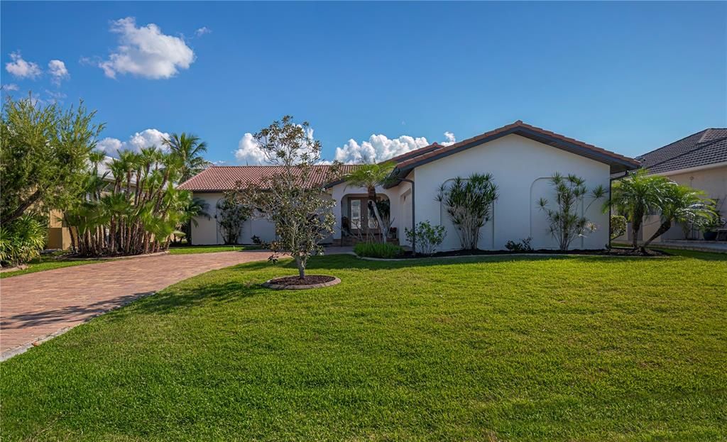 На продажу: $597,400 (3 спален, 2 ванн, 1779 Квадратных фут)