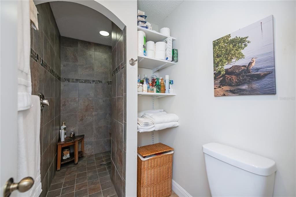 На продажу: $597,400 (3 спален, 2 ванн, 1779 Квадратных фут)