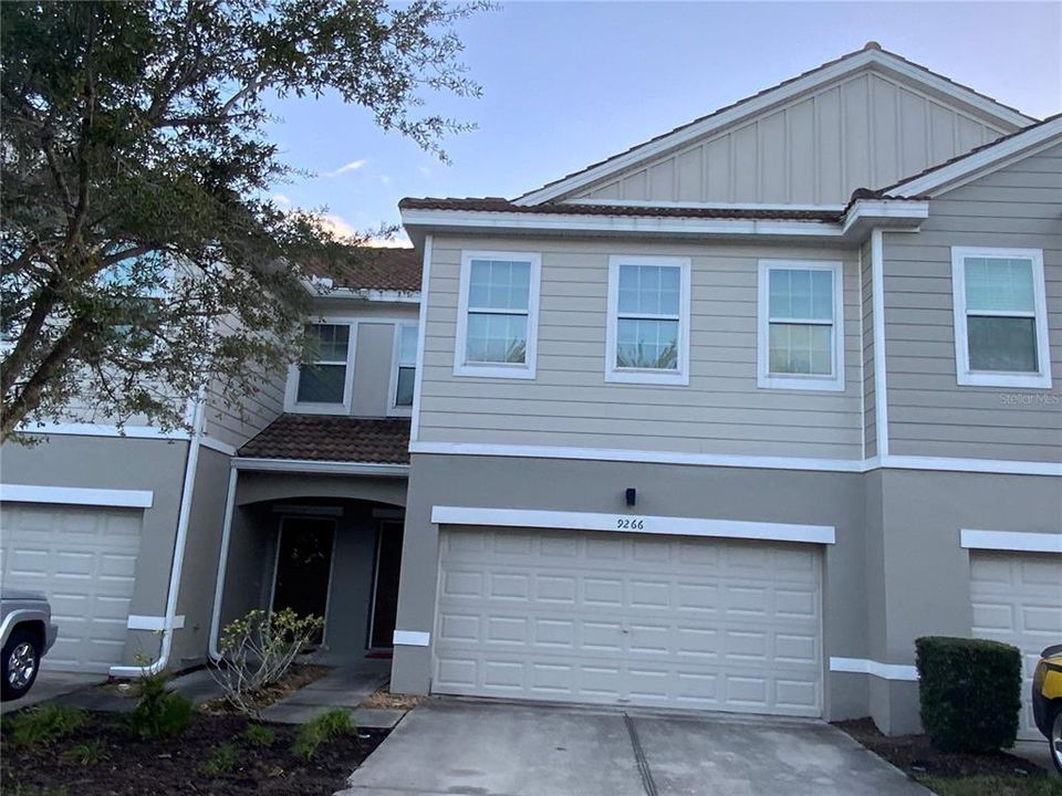 For Sale: $360,000 (2 beds, 2 baths, 1733 Square Feet)