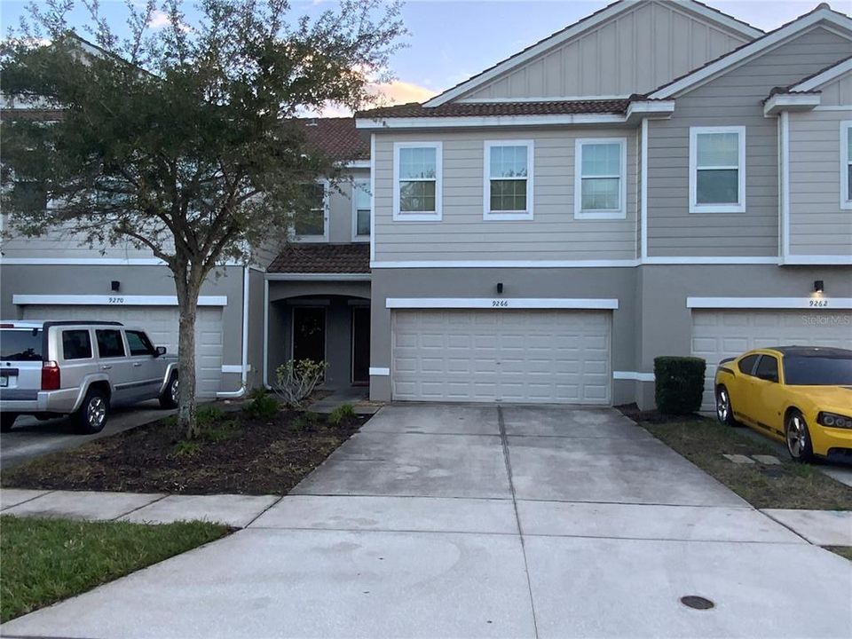 For Sale: $360,000 (2 beds, 2 baths, 1733 Square Feet)