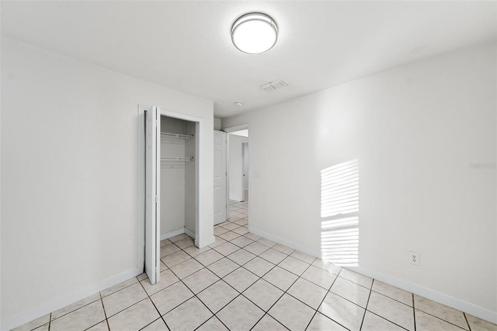 For Rent: $1,695 (3 beds, 2 baths, 1200 Square Feet)