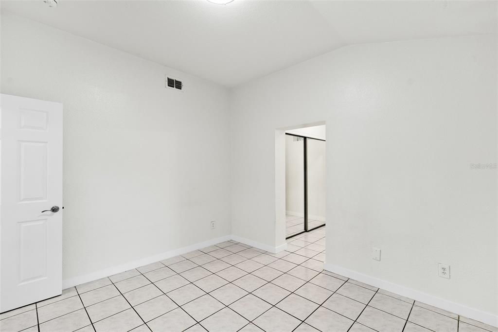 For Rent: $1,695 (3 beds, 2 baths, 1200 Square Feet)