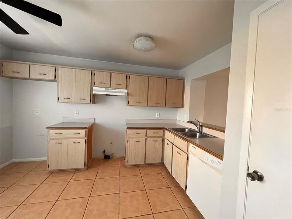 En Renta: $2,500 (3 camas, 2 baños, 1328 Pies cuadrados)