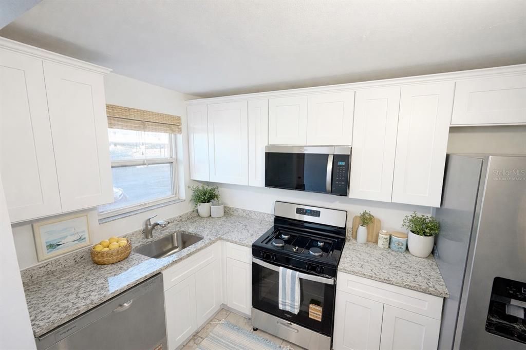 For Sale: $139,000 (1 beds, 1 baths, 1060 Square Feet)