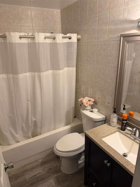 For Rent: $2,995 (4 beds, 2 baths, 1110 Square Feet)