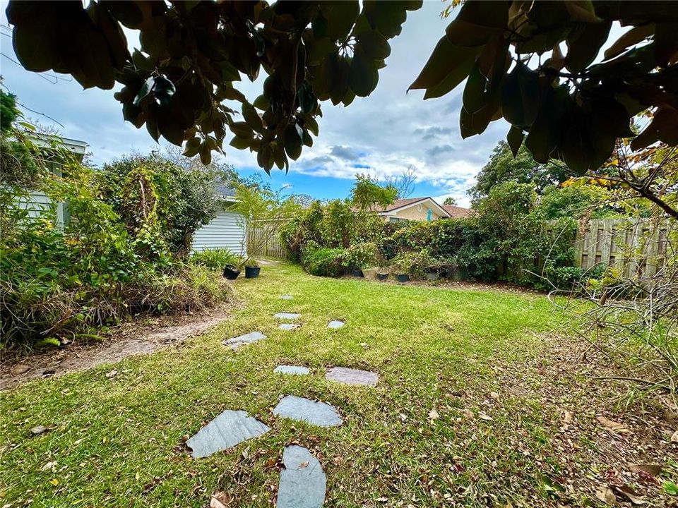 На продажу: $495,000 (3 спален, 2 ванн, 1561 Квадратных фут)