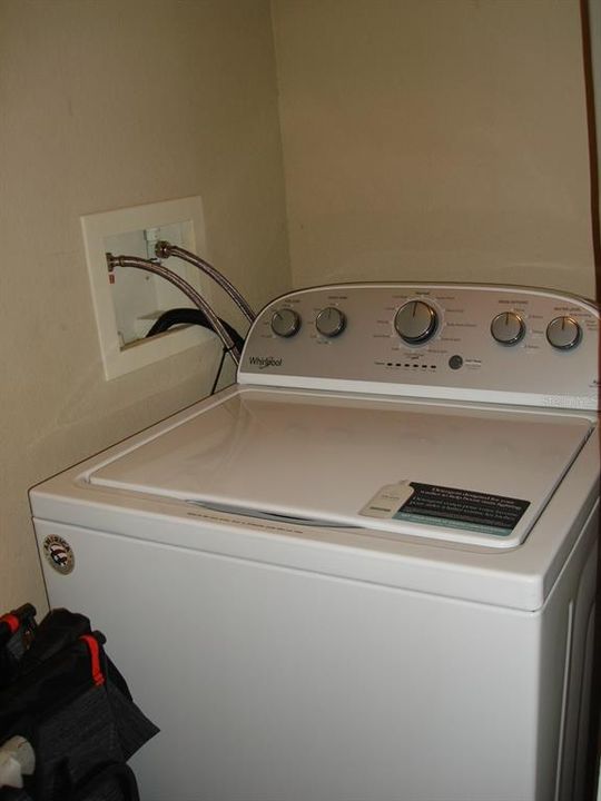 For Rent: $2,000 (1 beds, 1 baths, 700 Square Feet)