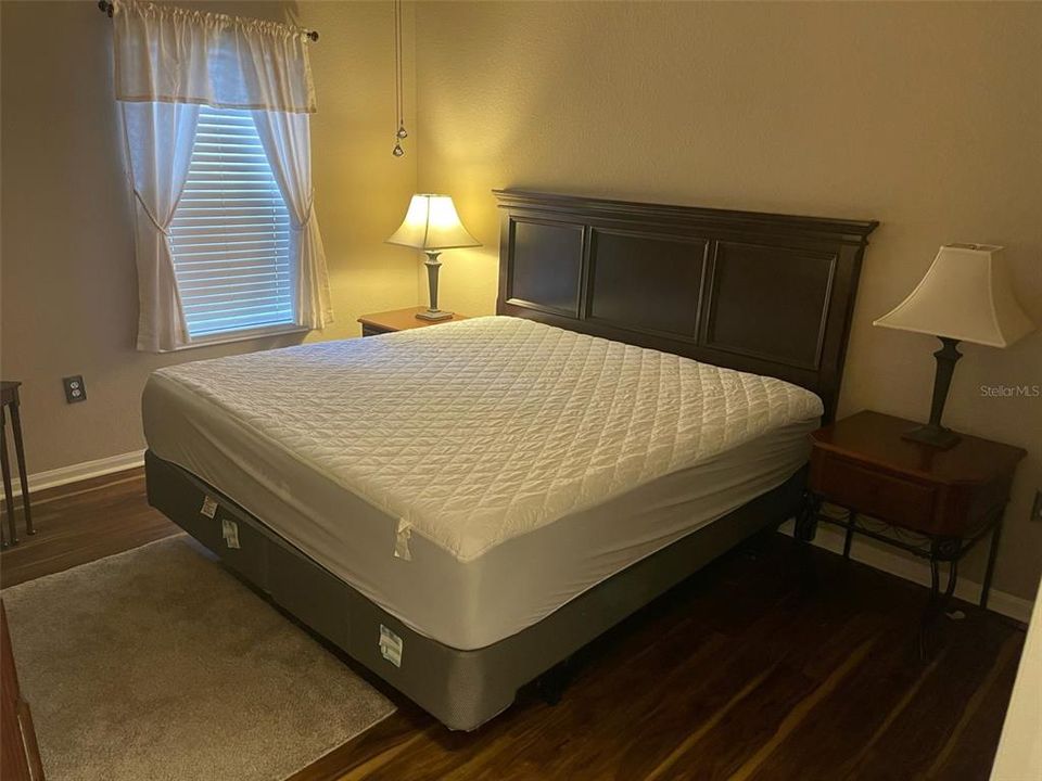 For Rent: $2,000 (1 beds, 1 baths, 700 Square Feet)