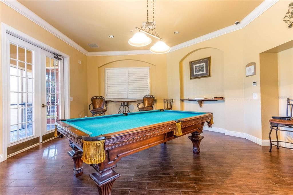 For Rent: $2,000 (1 beds, 1 baths, 700 Square Feet)