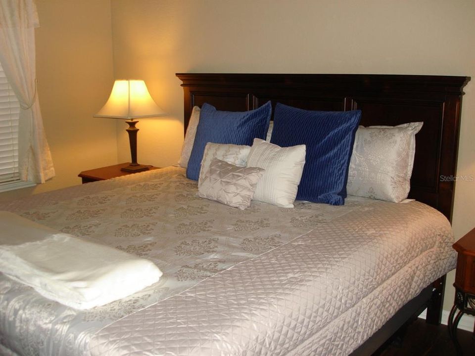 For Rent: $2,000 (1 beds, 1 baths, 700 Square Feet)