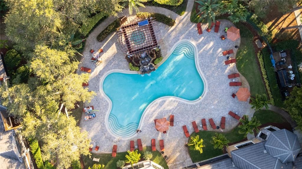 For Rent: $2,000 (1 beds, 1 baths, 700 Square Feet)