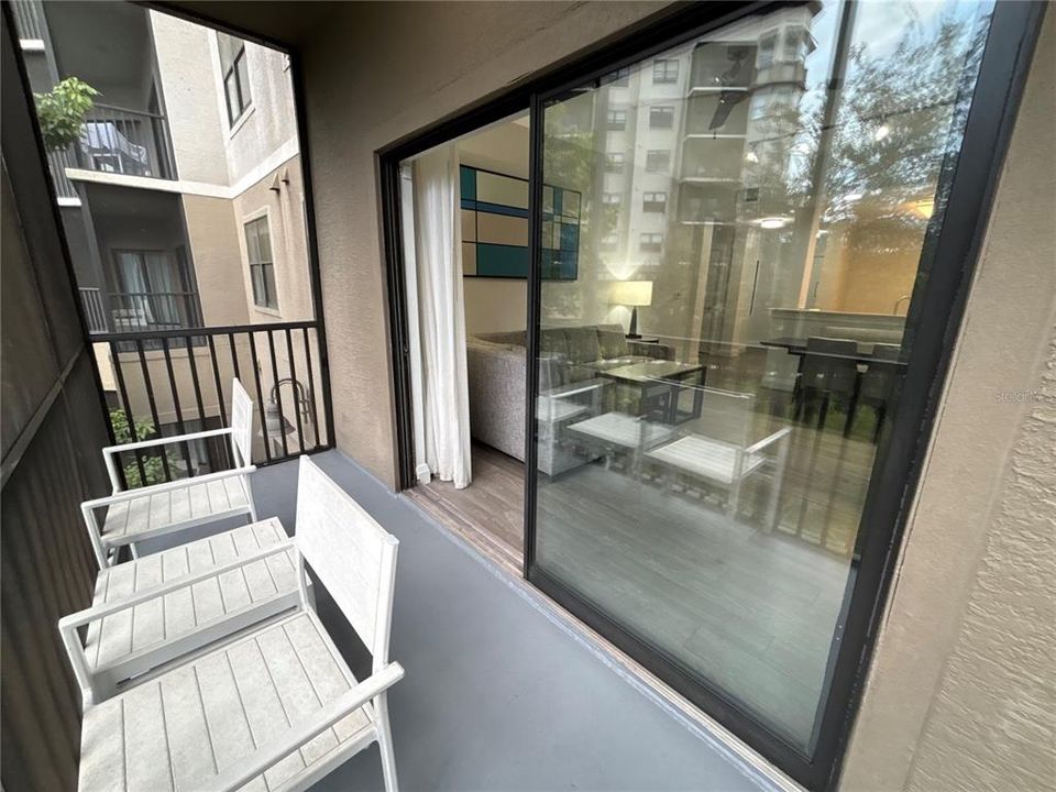 На продажу: $235,000 (2 спален, 2 ванн, 1265 Квадратных фут)