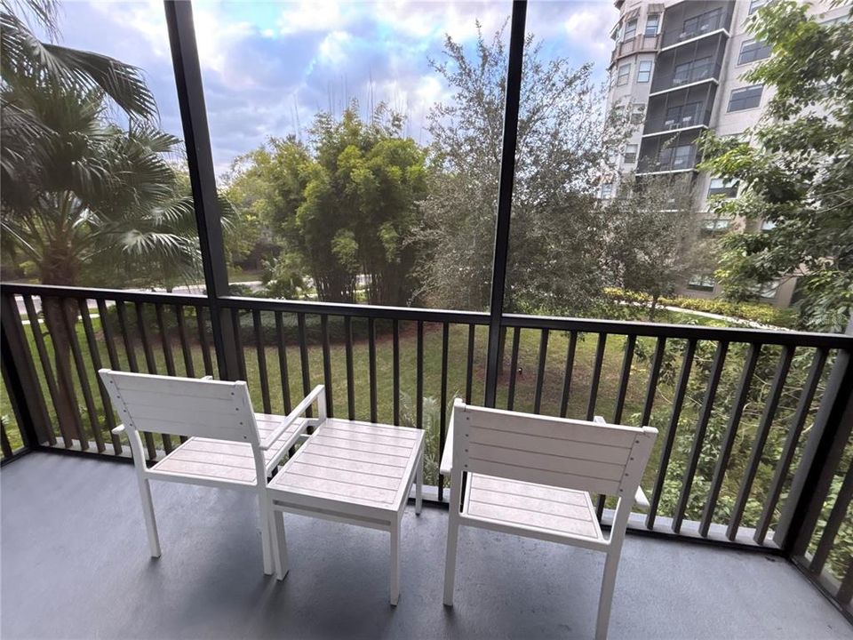 На продажу: $235,000 (2 спален, 2 ванн, 1265 Квадратных фут)