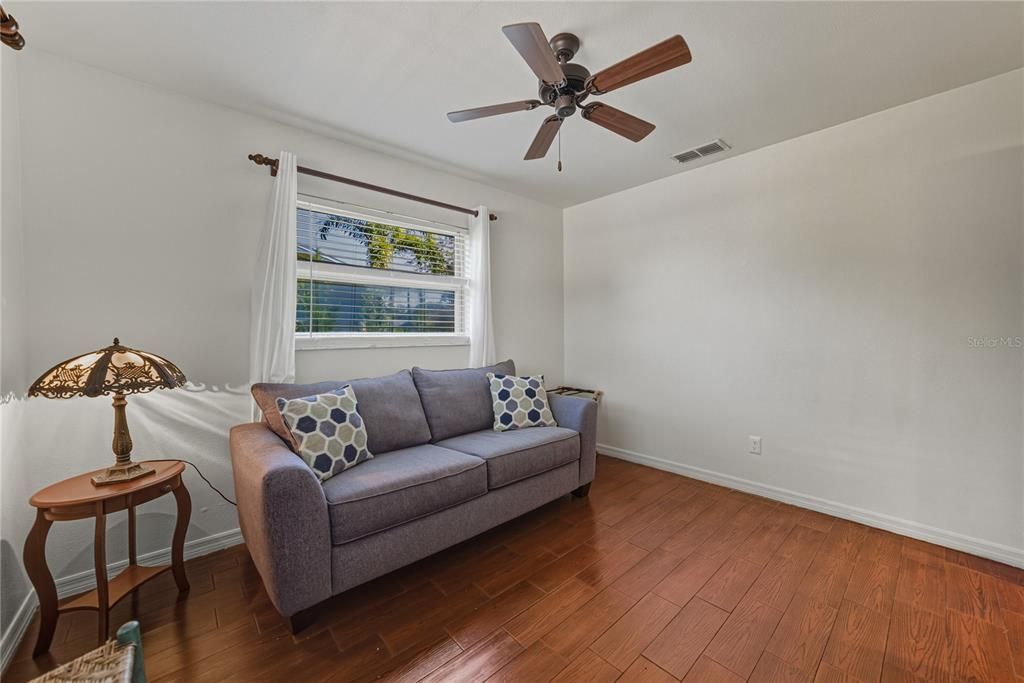 For Sale: $497,999 (3 beds, 3 baths, 1535 Square Feet)