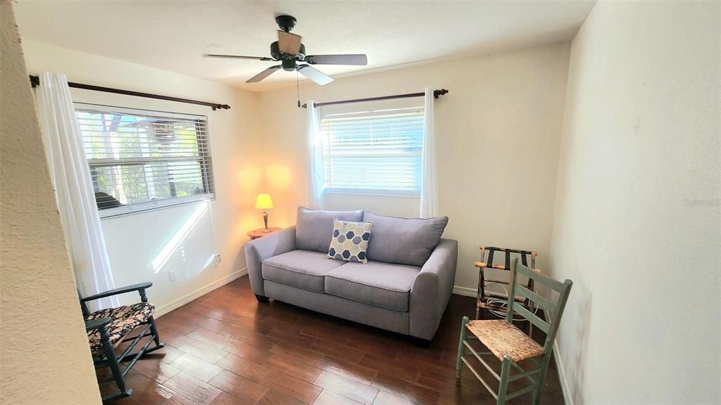 En Venta: $497,999 (3 camas, 3 baños, 1535 Pies cuadrados)