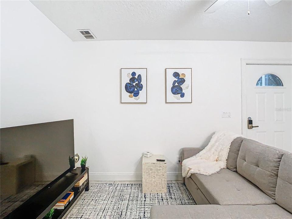 En Renta: $1,650 (2 camas, 1 baños, 678 Pies cuadrados)