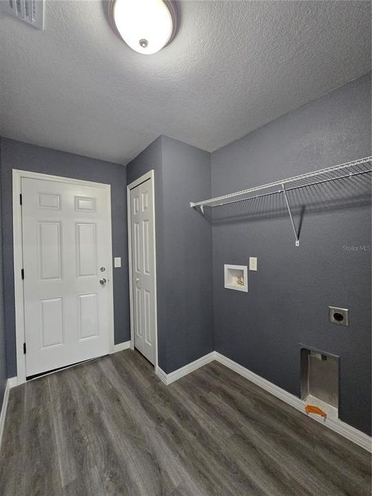 En Venta: $265,000 (3 camas, 2 baños, 1380 Pies cuadrados)