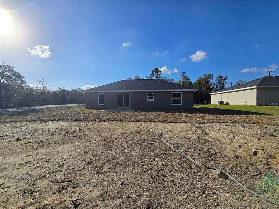 En Venta: $265,000 (3 camas, 2 baños, 1380 Pies cuadrados)