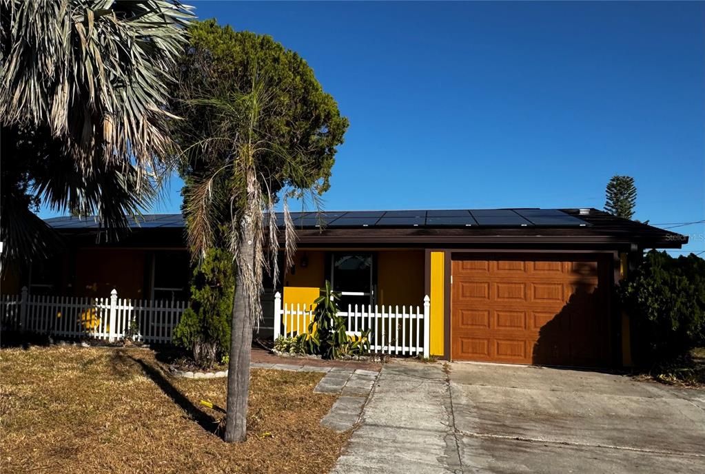 En Venta: $190,000 (2 camas, 1 baños, 1079 Pies cuadrados)