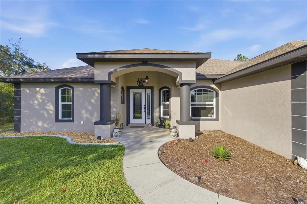 En Venta: $725,000 (3 camas, 2 baños, 1646 Pies cuadrados)