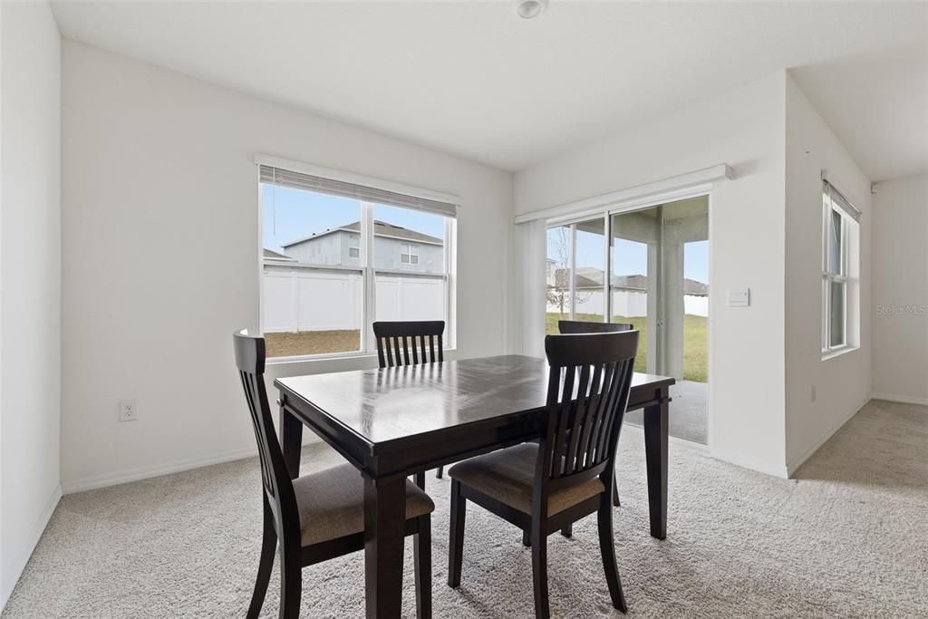 En Venta: $325,000 (3 camas, 2 baños, 1690 Pies cuadrados)