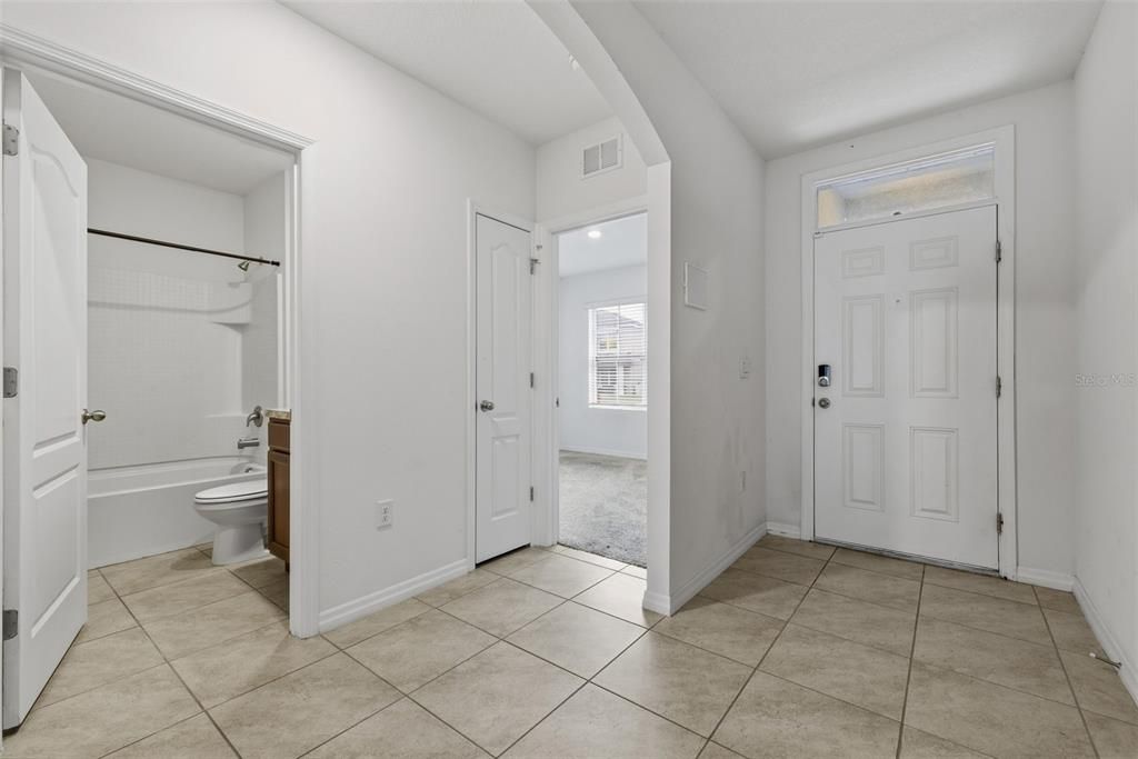 En Venta: $325,000 (3 camas, 2 baños, 1690 Pies cuadrados)